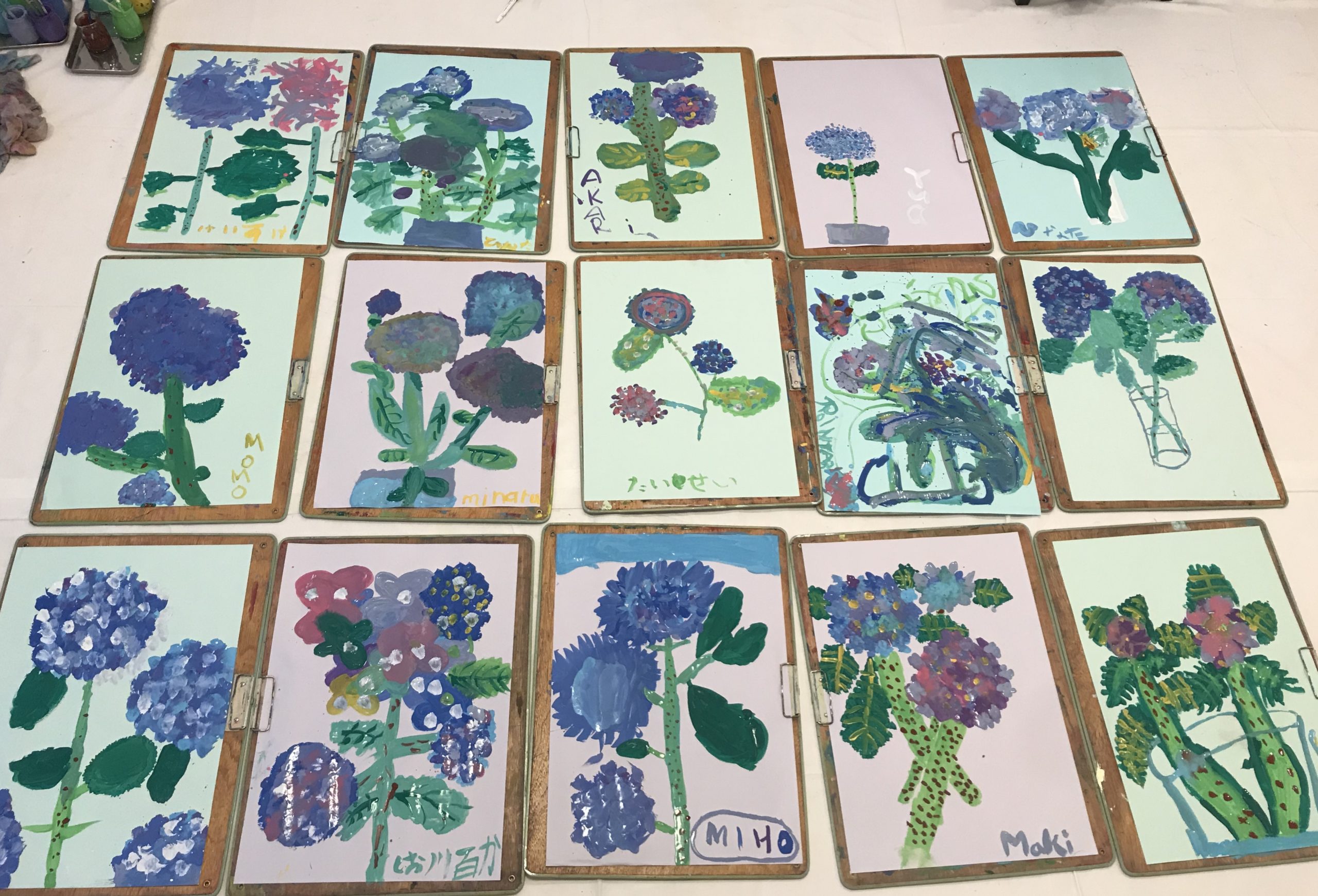あじさいを絵具で描く こどもアトリエこぺん